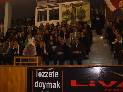 Resimleri g�rmek i�in t�klay�n�z.
