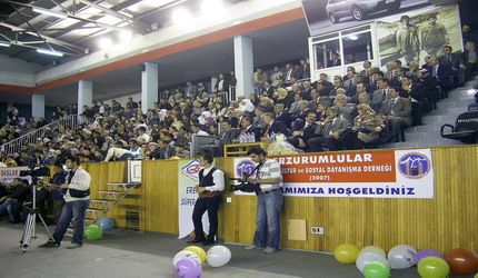 Resimleri g�rmek i�in t�klay�n�z.
