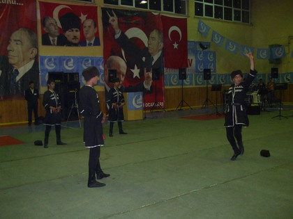 Resimleri g�rmek i�in t�klay�n�z.