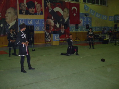 Resimleri g�rmek i�in t�klay�n�z.
