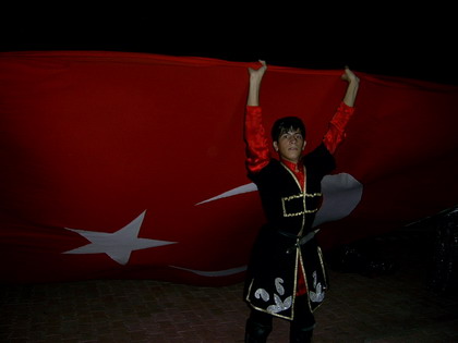 Resimleri g�rmek i�in t�klay�n�z.