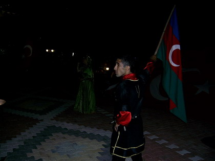 Resimleri g�rmek i�in t�klay�n�z.