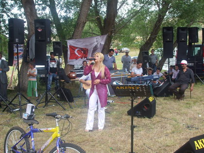Resimleri g�rmek i�in t�klay�n�z.